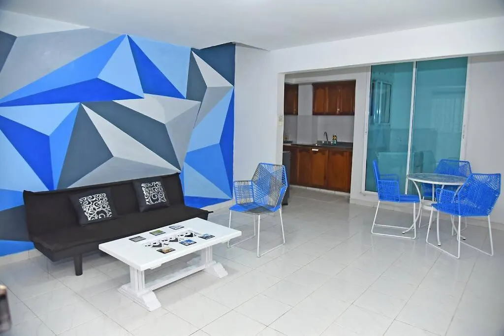 Modern 2Br Apartment Walking Distance From Airport Cartagena